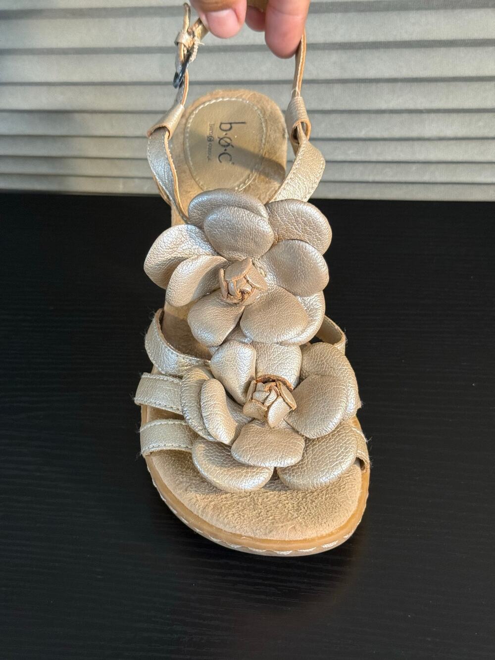 BOC Born Concept Floral Leather Slingback Heels Taupe Gold Women’s 7 EU 38